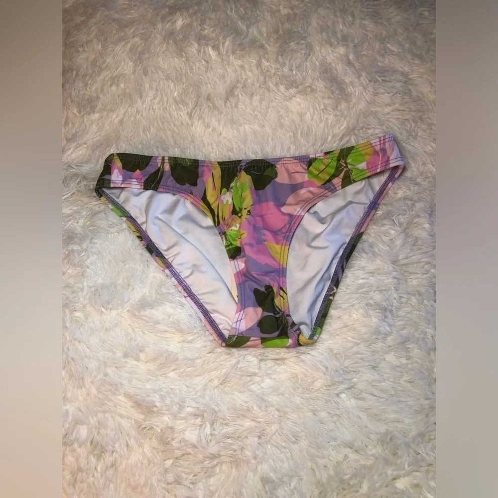 VENUS Pink and Green Floral Bikini Bottom size 6 NWT